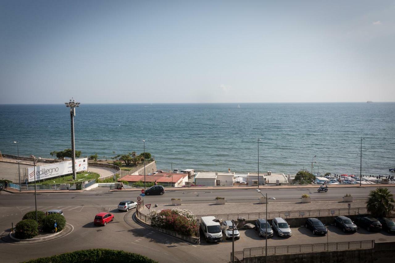 Salsedine Sea View Bed and Breakfast Salerno Exteriör bild